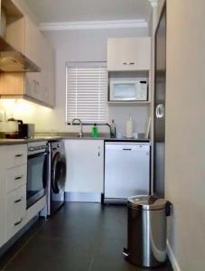 Cottonwoods Self-Catering Apartment