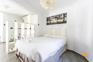 Modern Haven Loft by Cadiz Time