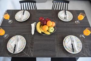 Pirgos Deluxe Apartment - Private Parking