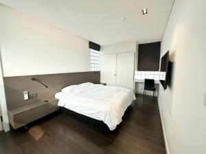 Louis, Homey and Fully Equipped Apartment