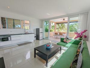 Poolside Apartments and Rooms - by KohChangVillas