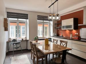 Appartements Hypercentre 80m2, a deux pas du Chateau des Rohan : photos des chambres