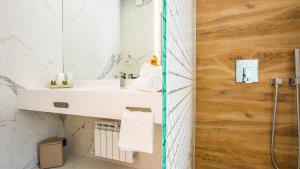 Central Carol APARTHOTEL 2