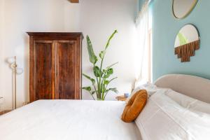 Suite Trevi - Charming Loft Near Trevi Fountain