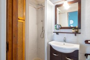 Suite Trevi - Charming Loft Near Trevi Fountain