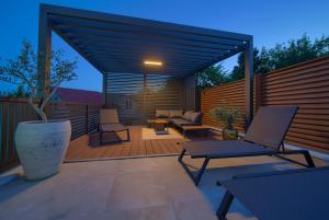 Villa Viverum with heated salt water pool