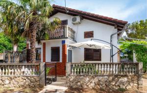 Awesome Apartment In Krusevo With Wifi