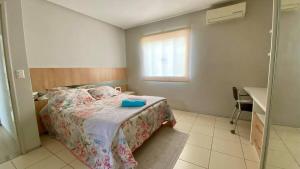 Casa Charmosa com Piscina - Quartos Privativos