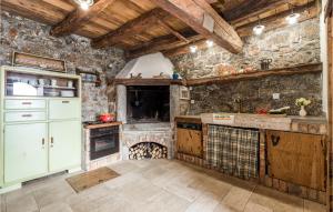 Amazing Home In Veprinac