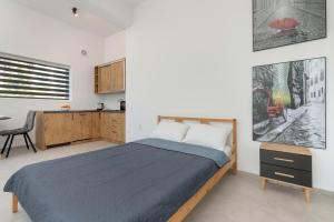 Stylowe Apartamenty na Wybrzeżu Niedaleko Plaży w Chłapowie by Noclegi Renters
