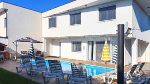 Villa Nin with private pool