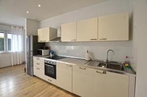 Villa Nin with private pool