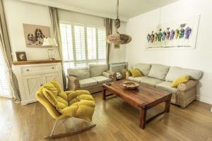 Piękny dom nad jeziorem Zegrzyńskim z basenem - 3 sypialnie