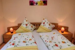 Dischhansenhof - 格洛特尔塔尔