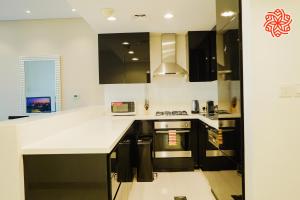 Alashrafia Saray - Waterside 1BR apartment