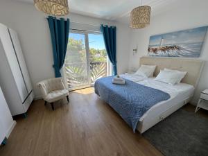 Lemon beach house