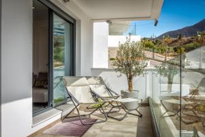 ViVi Homes - Sunny Views Wellness, Gym, Pool & Sea view