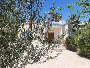 Villa à Chott-Meriem, Sousse, 400 m de la plage - El Ahmar