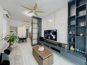 Paradigm Residence by Antlerzone