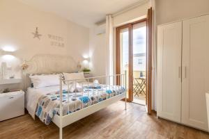 White Star Rooms self check-in img38