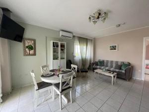 La Famiglia Appartment