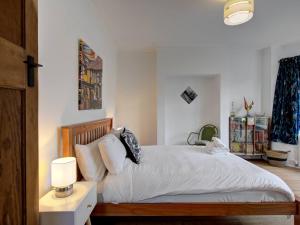 Pass the Keys Stunning Stylish Family Home