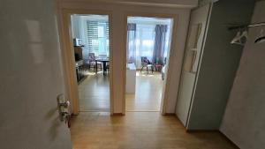 Top Central Stay - Cozy Bedroom & Kitchen in the Heart of the City and Hauptbahnhof