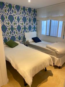 Elviria Playa White Pearl Beach