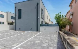 3 Bedroom Awesome Home In Vrsi - Kod Mula