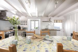 Dolor Cottage