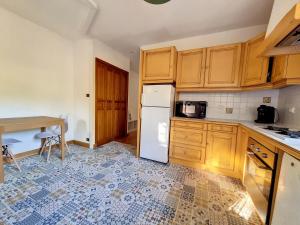 Maison sur la place du marché à St Chinian