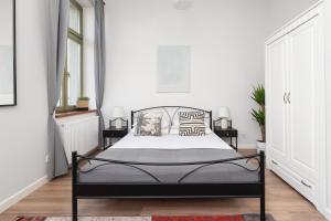 Studio Apartment - Dietla 109 street