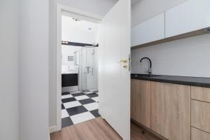 Studio Apartment - Dietla 109 street