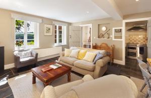 East Harwood Farm Cottage