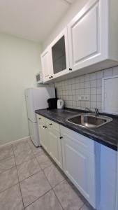 CityCenter Apartment - BigTV-PS4-Netflix-Parking