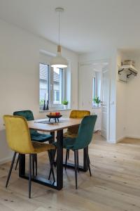 Vollmöbliertes Apartment mit Balkon