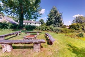 Middle Stolford Cottage, Brendon Hill