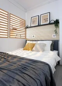 Modern & Cozy Studio with Balcony - Roşu