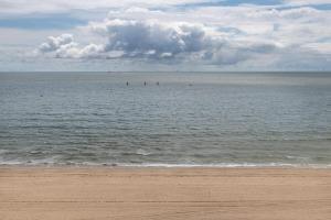 Appartements Appartement pour 6, vue mer a 40m de la plage : photos des chambres