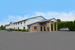 Americas Best Value Inn Champaign - 2hvězdičkové hotely ve městě Champaign