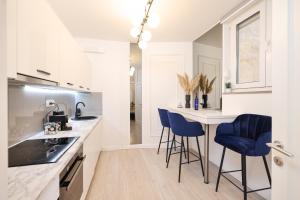 De Clave Luxury Apartment