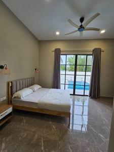 ZN Homestay Mengabang Telipot - Private Pool