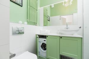 Apartment with balcony - Dietla 109 street