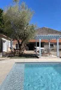 Villa Archipel Suites & Pool Beach Tennis - Saujon