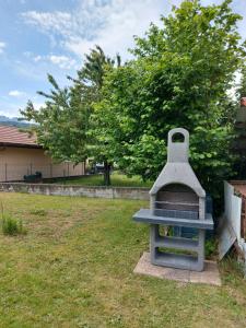 Appartements Entre lac et montagne, cote calme, spacieux 3 pieces avec grand jardin : Appartement
