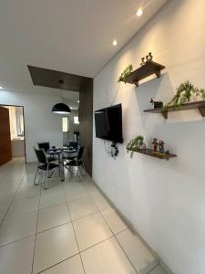 Apartamento Cond Leão Dourado