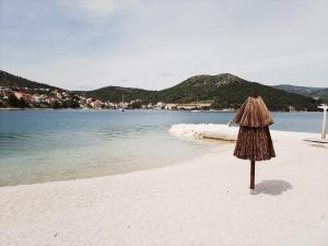 Mandi Jamine 21 apartman visoko prizemlje