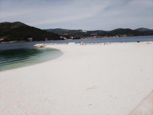 Mandi Jamine 21 apartman visoko prizemlje