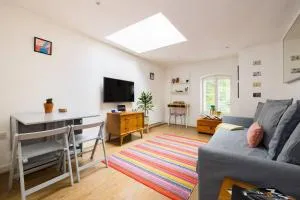 Wild Roses Serviced Apartments - City Airport - North Woolwich