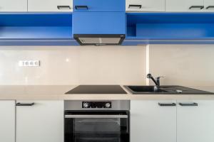 NEWLY RENOVATED!!! - Modern apartment 10 minutes from the Grand Boulevard